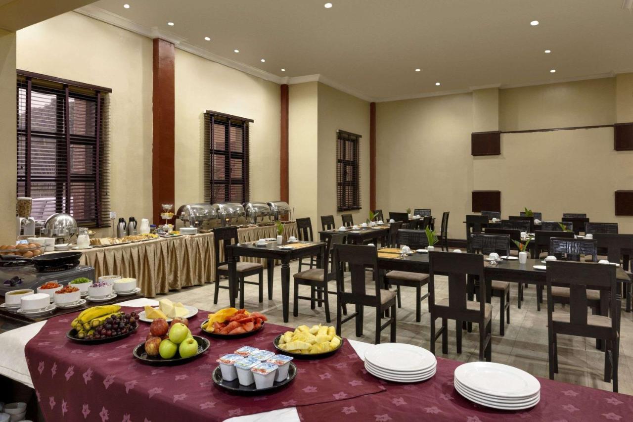 Hawthorn Suites By Wyndham Abuja Esterno foto