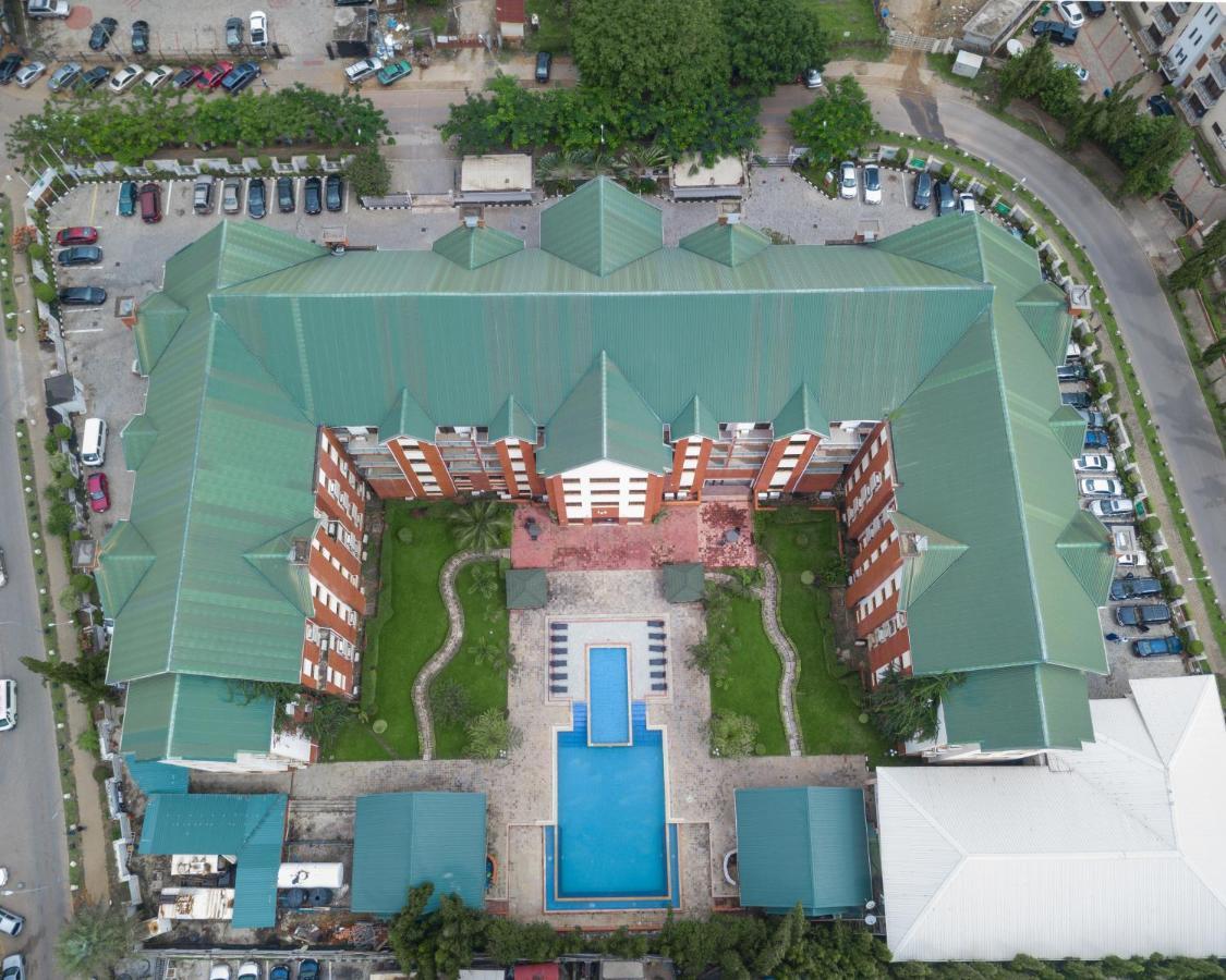 Hawthorn Suites By Wyndham Abuja Esterno foto