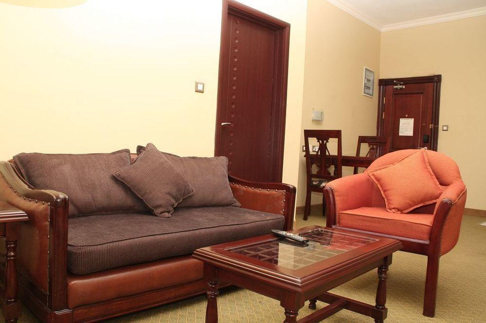 Hawthorn Suites By Wyndham Abuja Esterno foto