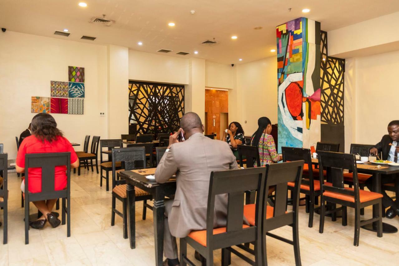 Hawthorn Suites By Wyndham Abuja Esterno foto