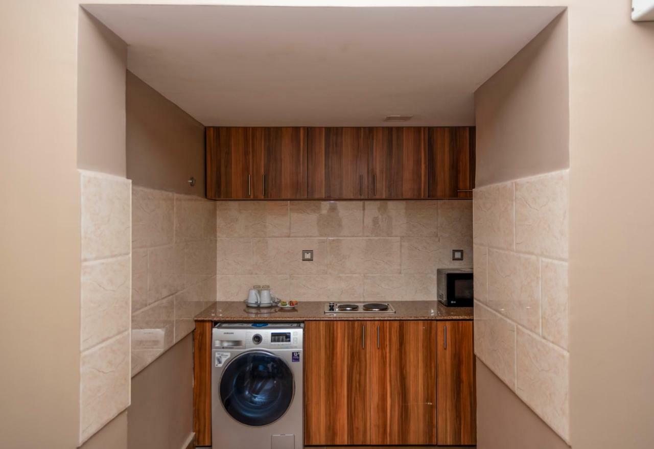 Hawthorn Suites By Wyndham Abuja Esterno foto