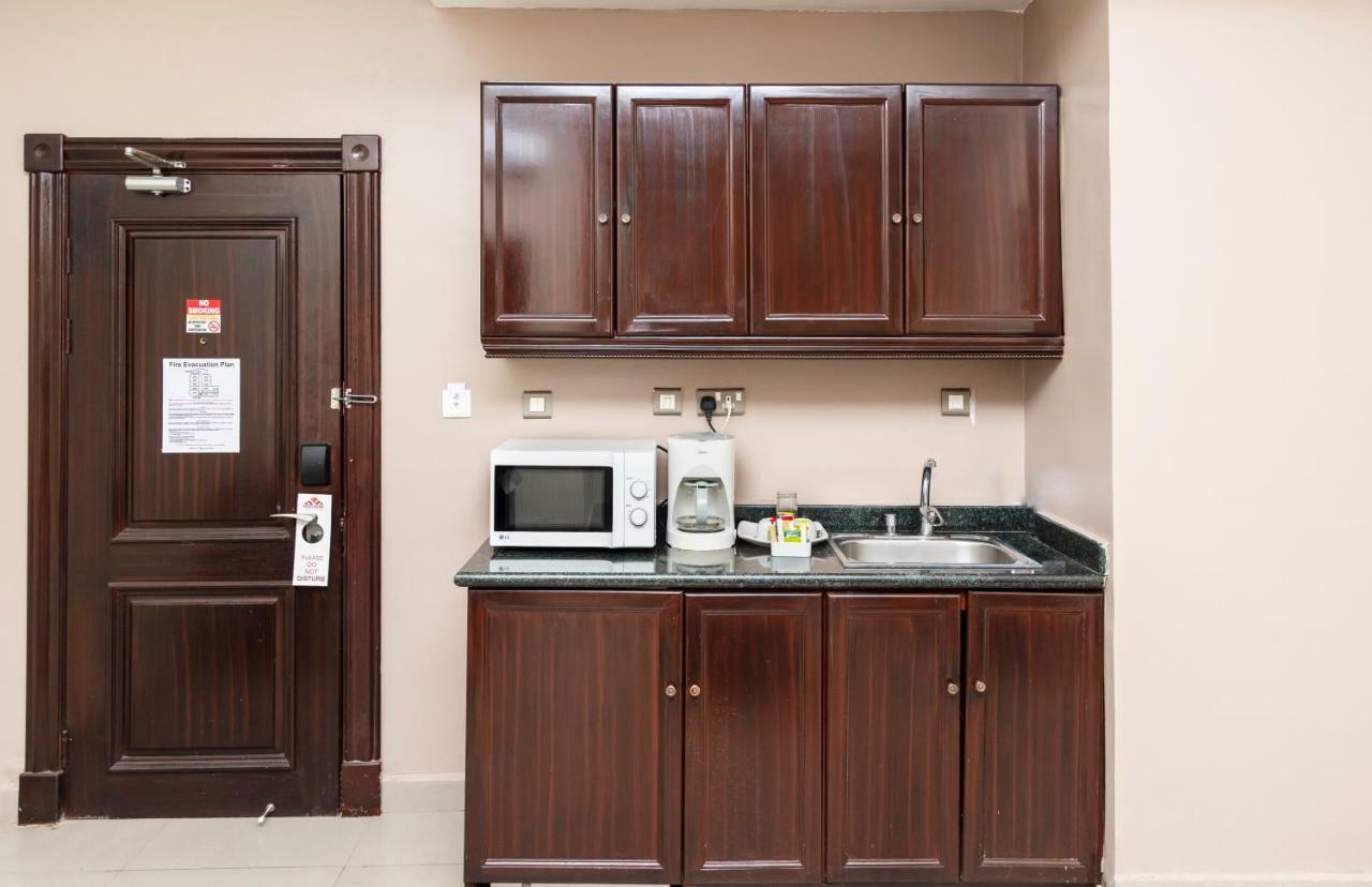 Hawthorn Suites By Wyndham Abuja Esterno foto