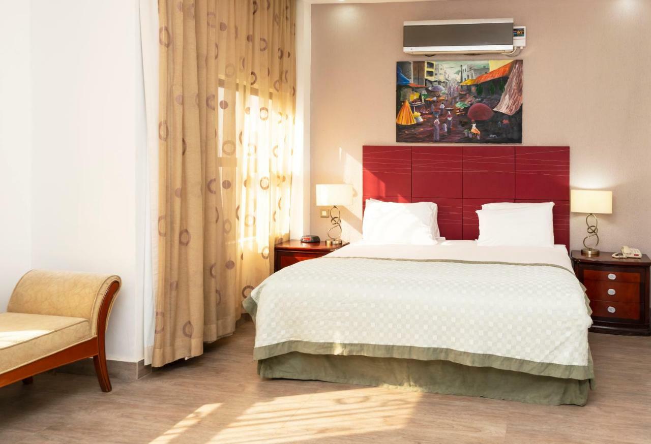 Hawthorn Suites By Wyndham Abuja Esterno foto