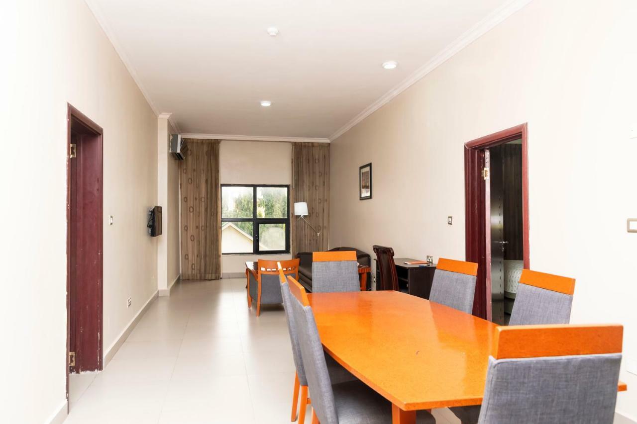 Hawthorn Suites By Wyndham Abuja Esterno foto