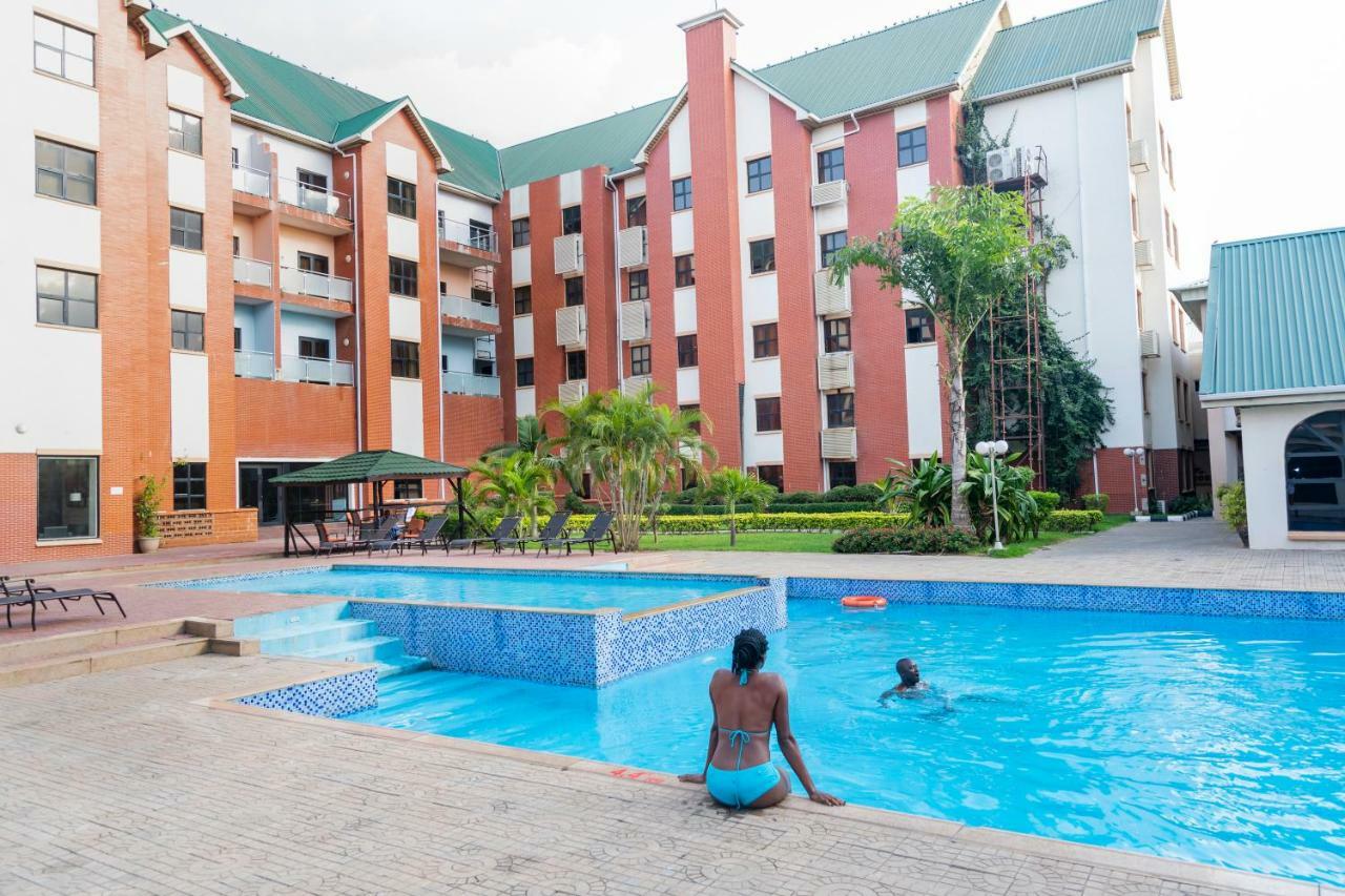 Hawthorn Suites By Wyndham Abuja Esterno foto